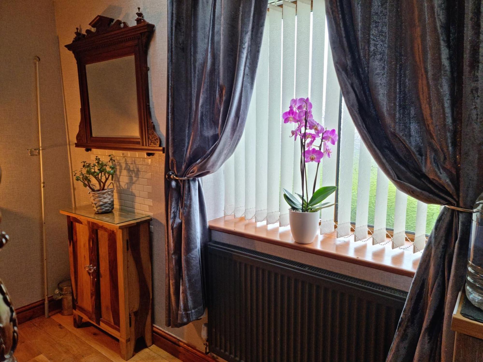 Castle Lodge - Brecon Beacons Accommodation Sennybridge Esterno foto